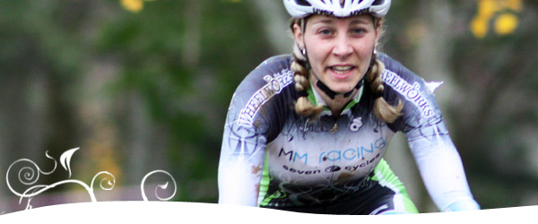 Maureen Bruno Roy racing athe HPCX Cyclocrosss Race in Jamesburg, Nj